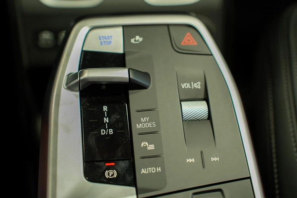 BMW iX1 xDrive30 M Sport
