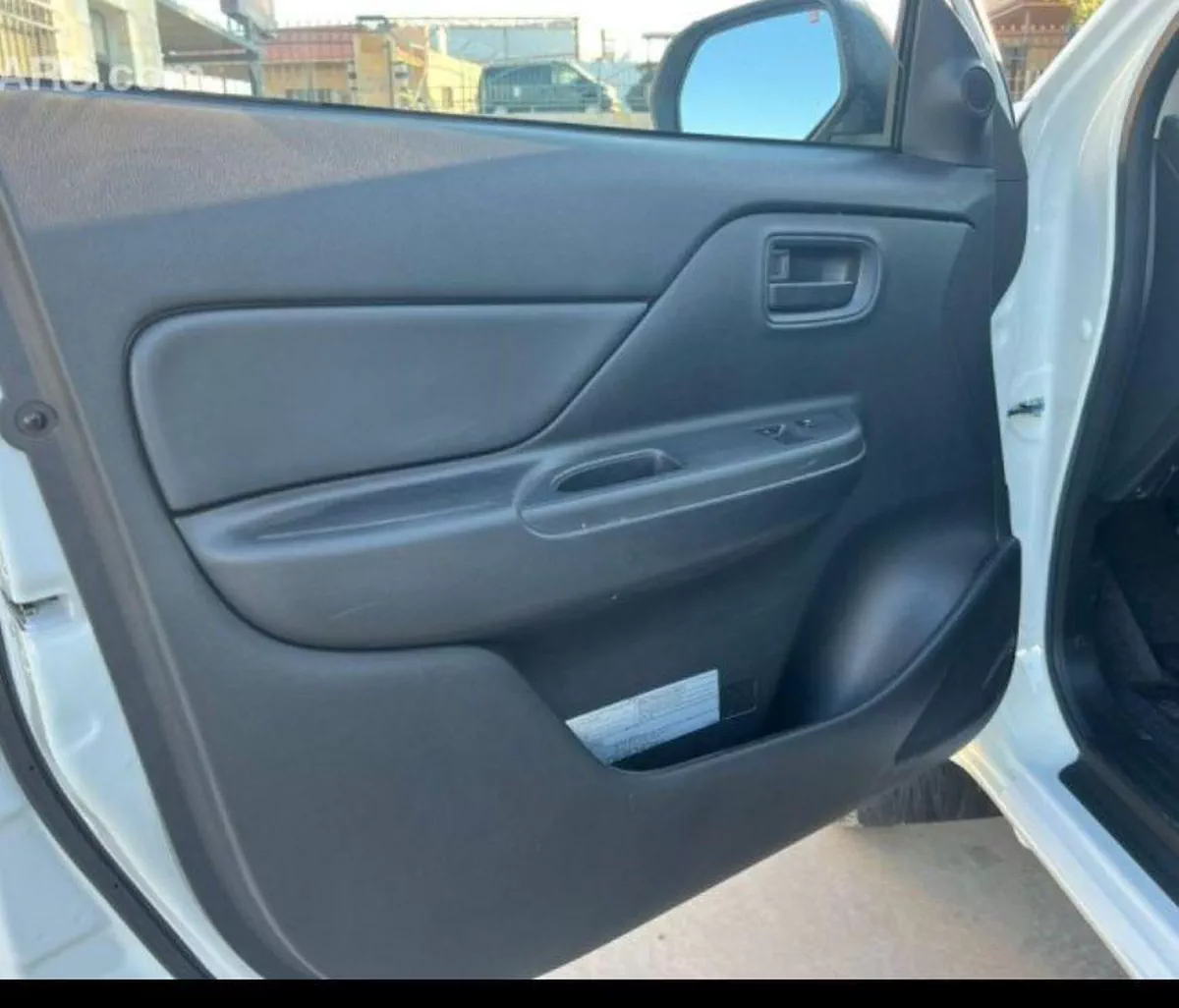 2026 Mitsubishi L200-2-2