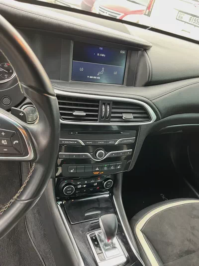 Infiniti Q30 Sport 2017 - Korean Specs - Excellent Condition-9