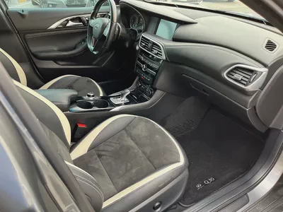 Infiniti Q30 Sport 2017 - Korean Specs - Excellent Condition-6
