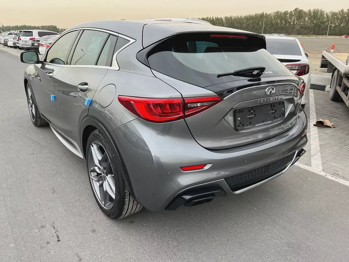 Infiniti Q30 Sport 2017 - Korean Specs - Excellent Condition-3-3