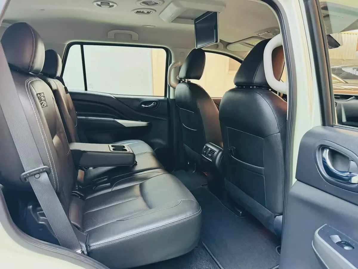 2021 Nissan Xterra Platinum GCC Specs-11-11