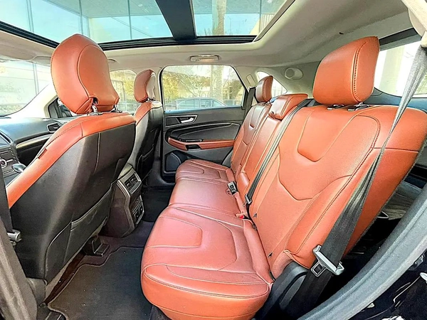 Ford Edge 3.5 V6 Titanium 2017 - GCC Specs -under warranty | ORIGINAL PAINT