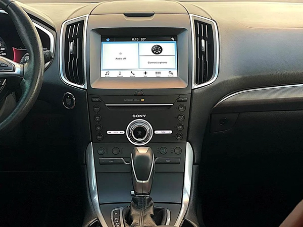 Ford Edge 3.5 V6 Titanium 2017 - GCC Specs -under warranty | ORIGINAL PAINT