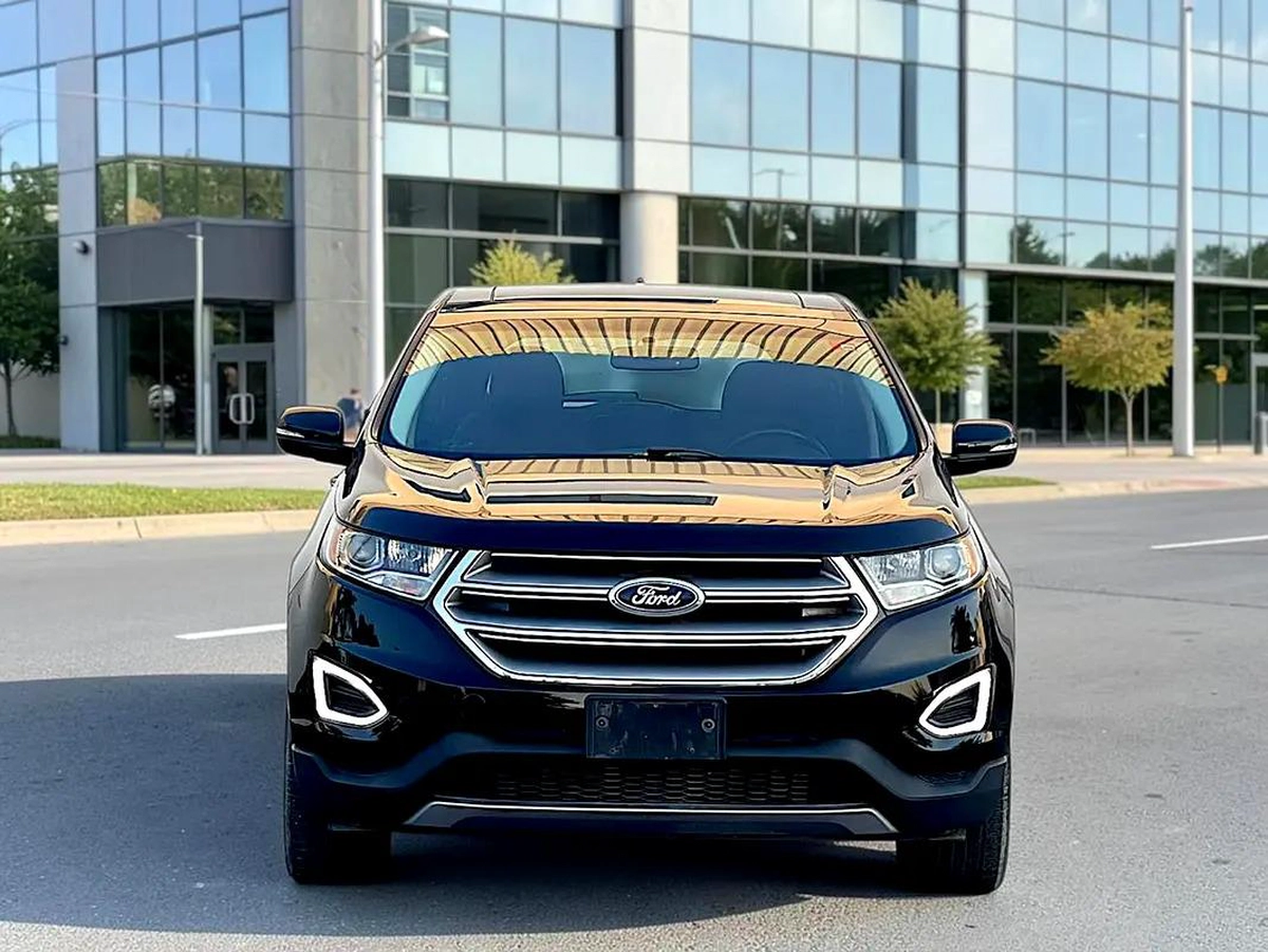 Ford Edge 3.5 V6 Titanium 2017 - GCC Specs -under warranty | ORIGINAL PAINT-5-5