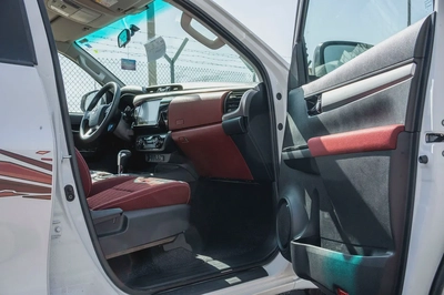 2026 Toyota Hilux SGLX 2.8L AT Diesel (White-Red)-10