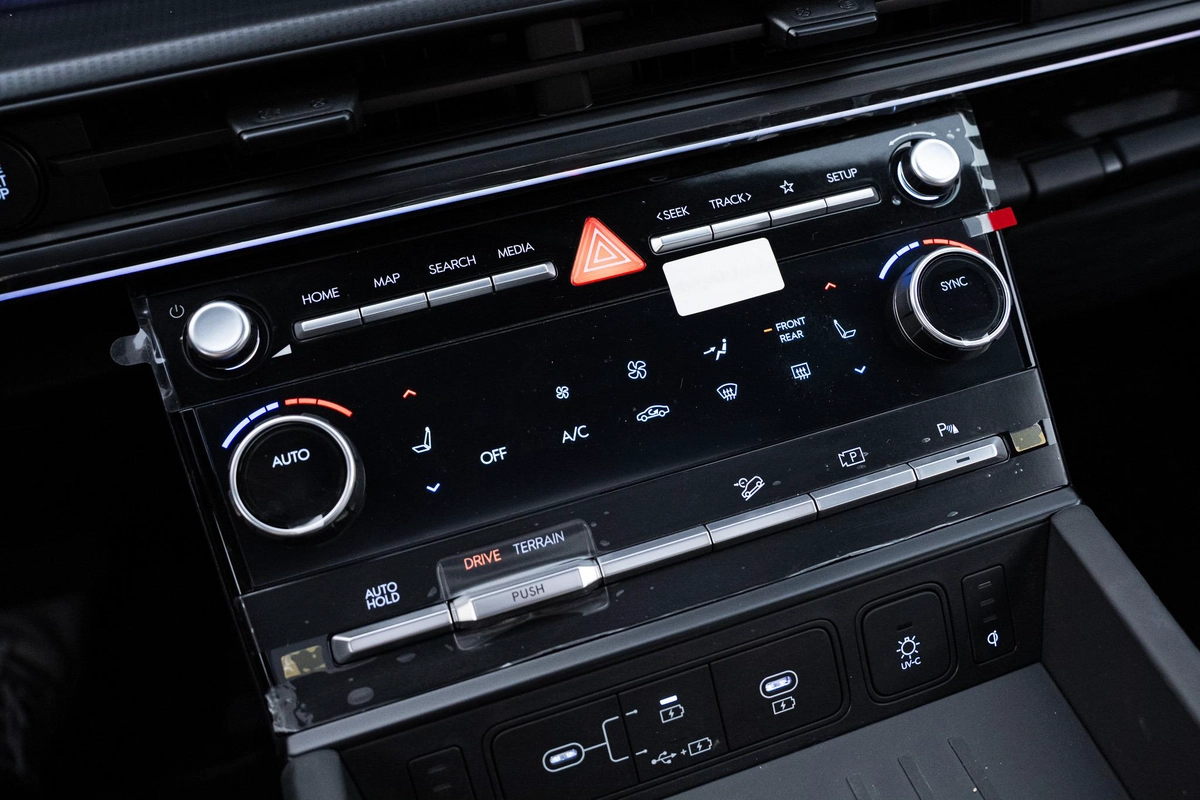 Hyundai Santa Fe Calligraphy-16-16