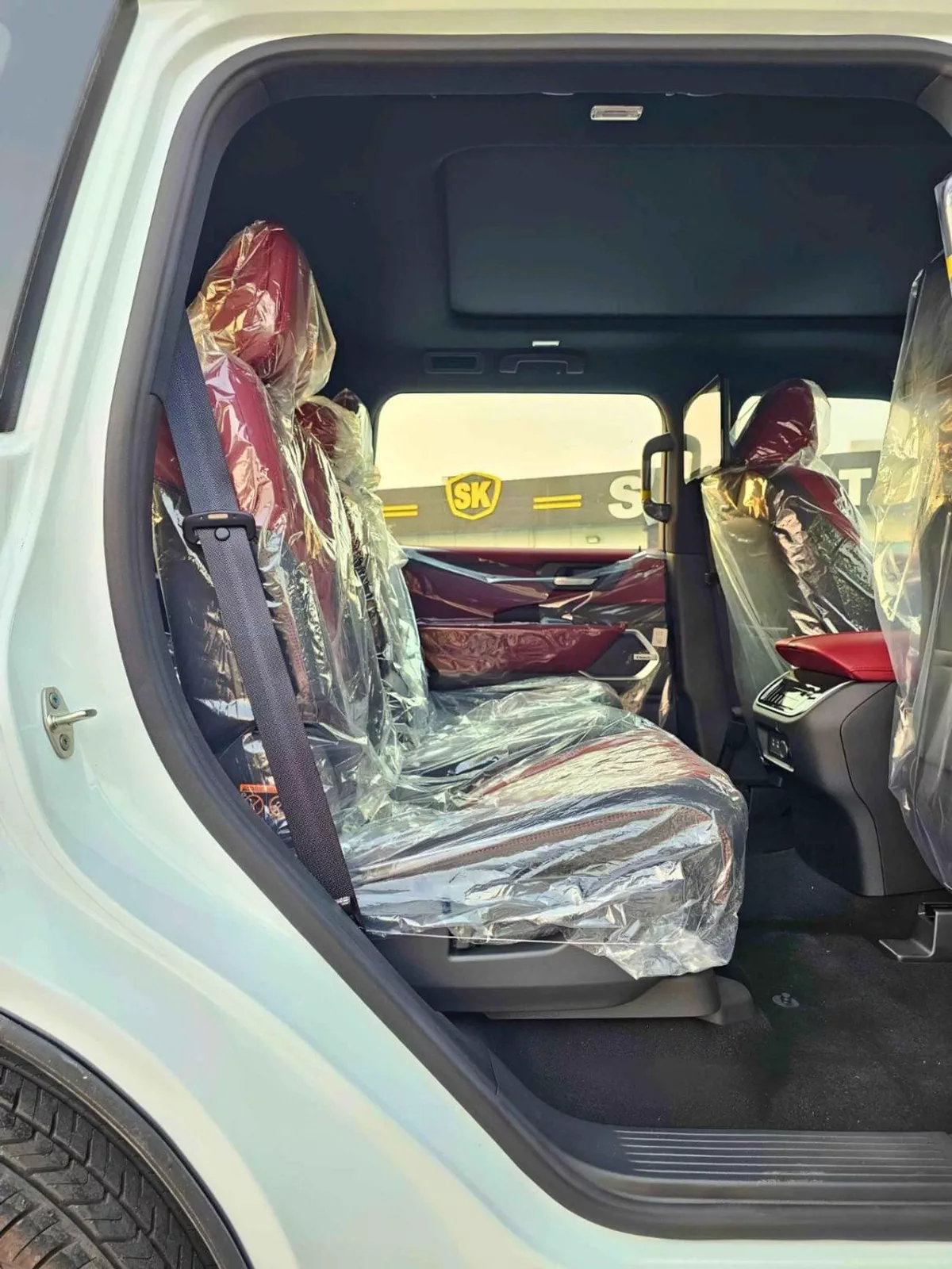 Nissan Patrol LE PLATINUM TURBO DUAL TONE || 3.5 V6 PETROL / FULL OPTION WITH RR ENTERTAINMENT SCREEN-16-0