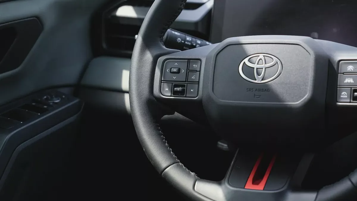 2026 Toyota RAV4 Adventure 2.5L HYBRID GCC Specs-19-19