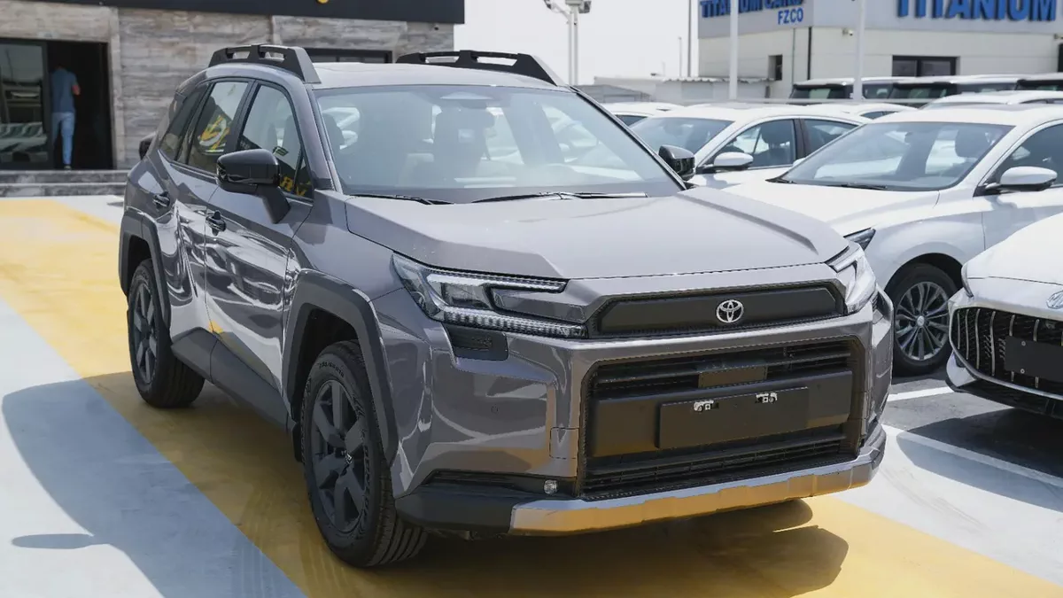 2026 Toyota RAV4 Adventure 2.5L HYBRID GCC Specs-2-2