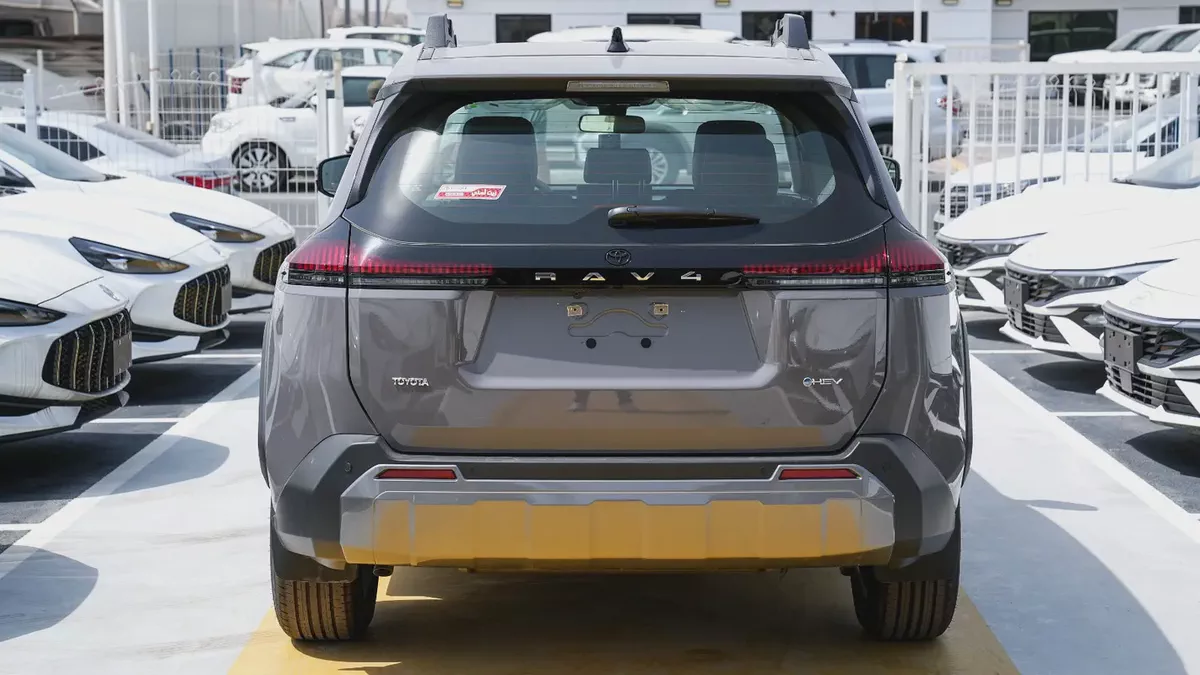 2026 Toyota RAV4 Adventure 2.5L HYBRID GCC Specs-4-4