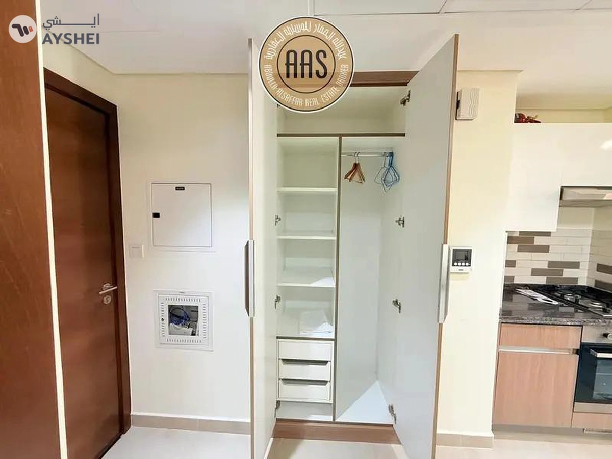 Chiller Free ||Fully Furnished Studio for Rent || Near Metro Station-5-5