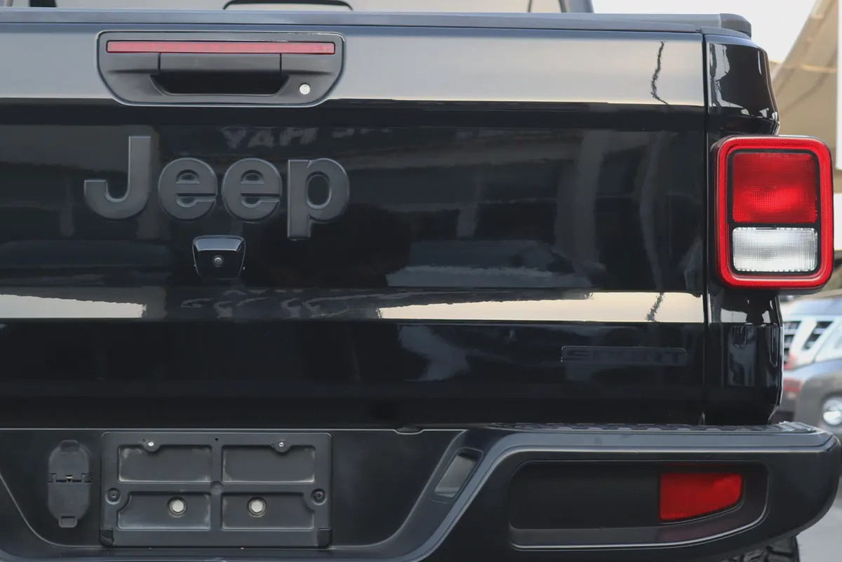 2020 Jeep Gladiator Sport - American Specs - Off-Road Ready-6-6