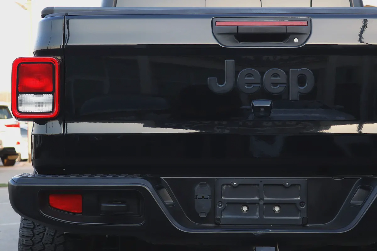 2020 Jeep Gladiator Sport - American Specs - Off-Road Ready-7-7