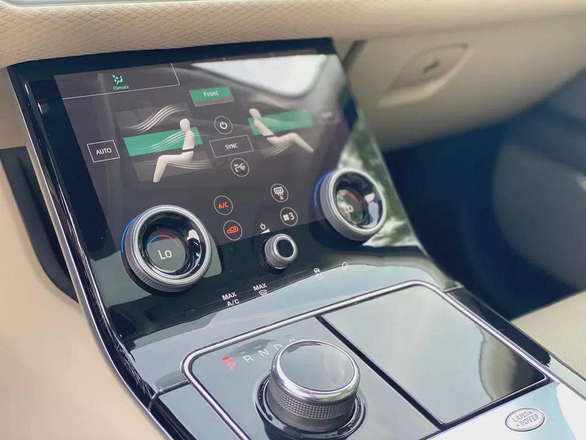RANGE ROVER (2019) //VELAR//GCC//ORIGENAL PAINT//FULL OPTION//GOOD CONDITION//-14-14