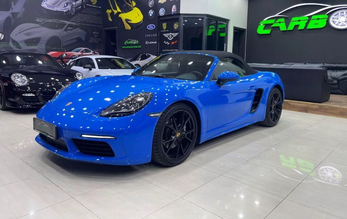 Porsche 718 Boxster STANDARD Std 2.0L A/T-5-0