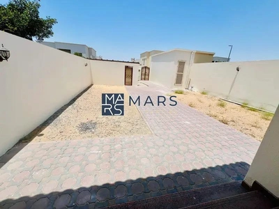 Spacious | Luxury | 4BR Villa | Prime Location | Heart of Sharjah-1