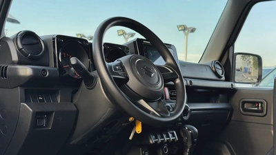 Suzuki Jimny GL AT 2026 (GCC Specs) 1.5L - Brand New 5 Doors-9