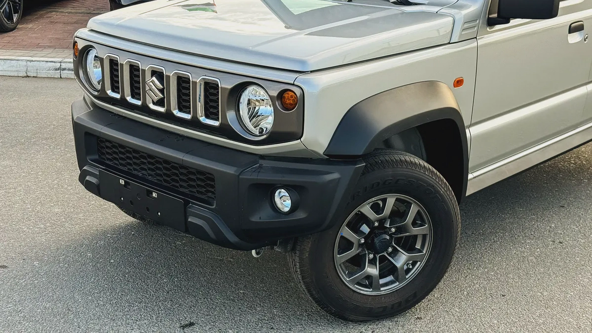 Suzuki Jimny GL AT 2026 (GCC Specs) 1.5L - Brand New 5 Doors-1-1