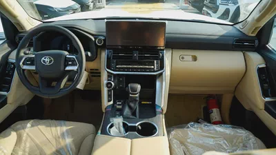 2026 / Toyota Land Cruiser VXR 3.5L HYBRID GCC Specs-12