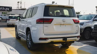 2026 / Toyota Land Cruiser VXR 3.5L HYBRID GCC Specs-6