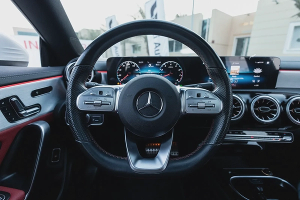 Mercedes-Benz CLA 250