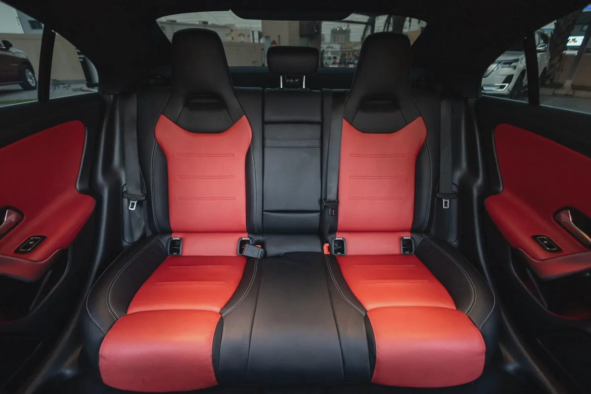 Mercedes-Benz CLA 250-10-10
