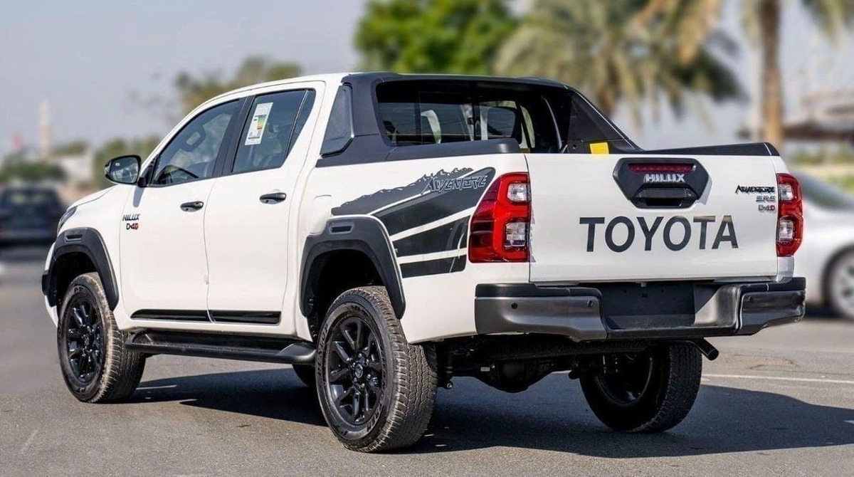Toyota Hilux Toyota Hilux Adventure 2.8L Diesel 4x4 MY2025-3-0