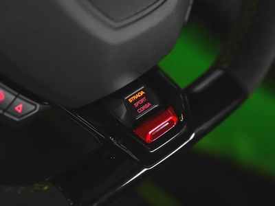 Only 408 Km Extended Interior and Exterior Carbon Package Tecnica 2023 : SWAP your car to grab it-9
