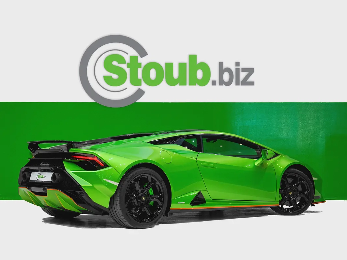 Only 408 Km Extended Interior and Exterior Carbon Package Tecnica 2023 : SWAP your car to grab it-5-5