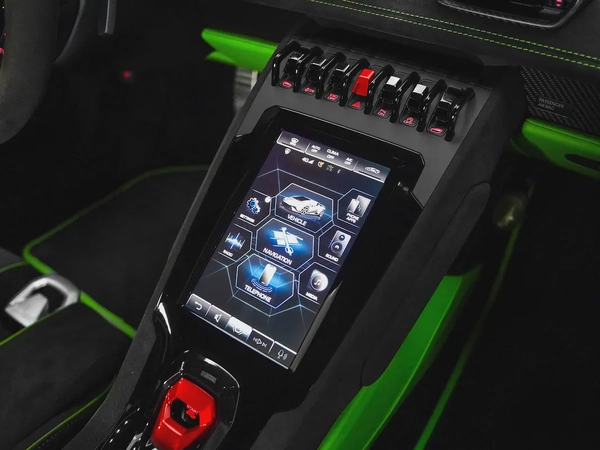 Only 408 Km Extended Interior and Exterior Carbon Package Tecnica 2023 : SWAP your car to grab it
