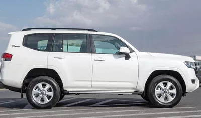Toyota Land Cruiser GXR LC300 GXR 3.3D AT MY2024 – WHITE-6