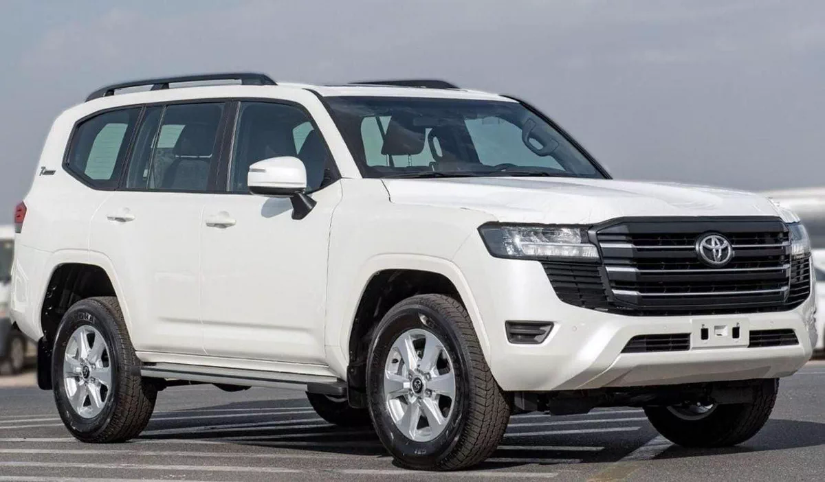Toyota Land Cruiser GXR LC300 GXR 3.3D AT MY2024 – WHITE