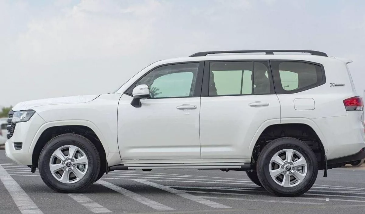 Toyota Land Cruiser GXR LC300 GXR 3.3D AT MY2024 – WHITE-8-0
