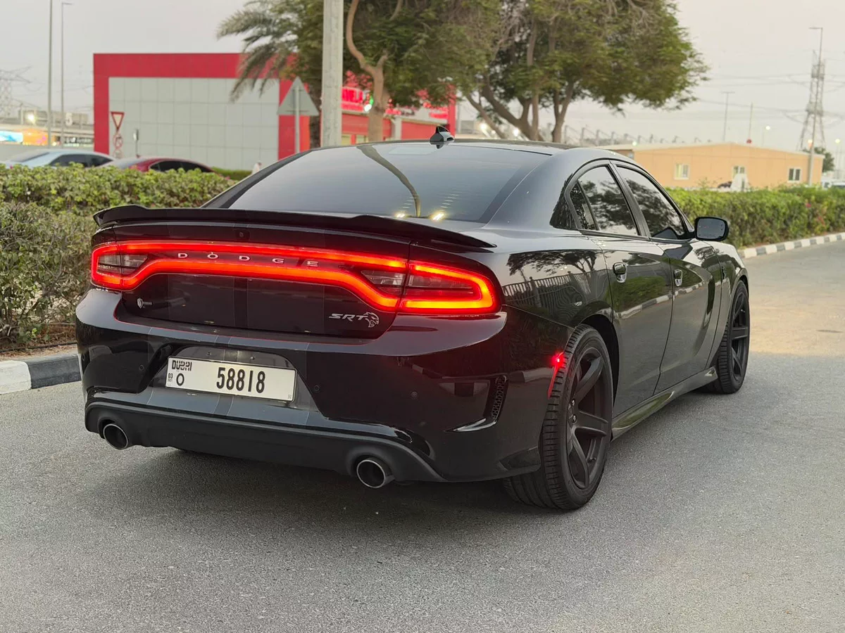 Dodge Challenger SRT Hellcat 2019-2-2