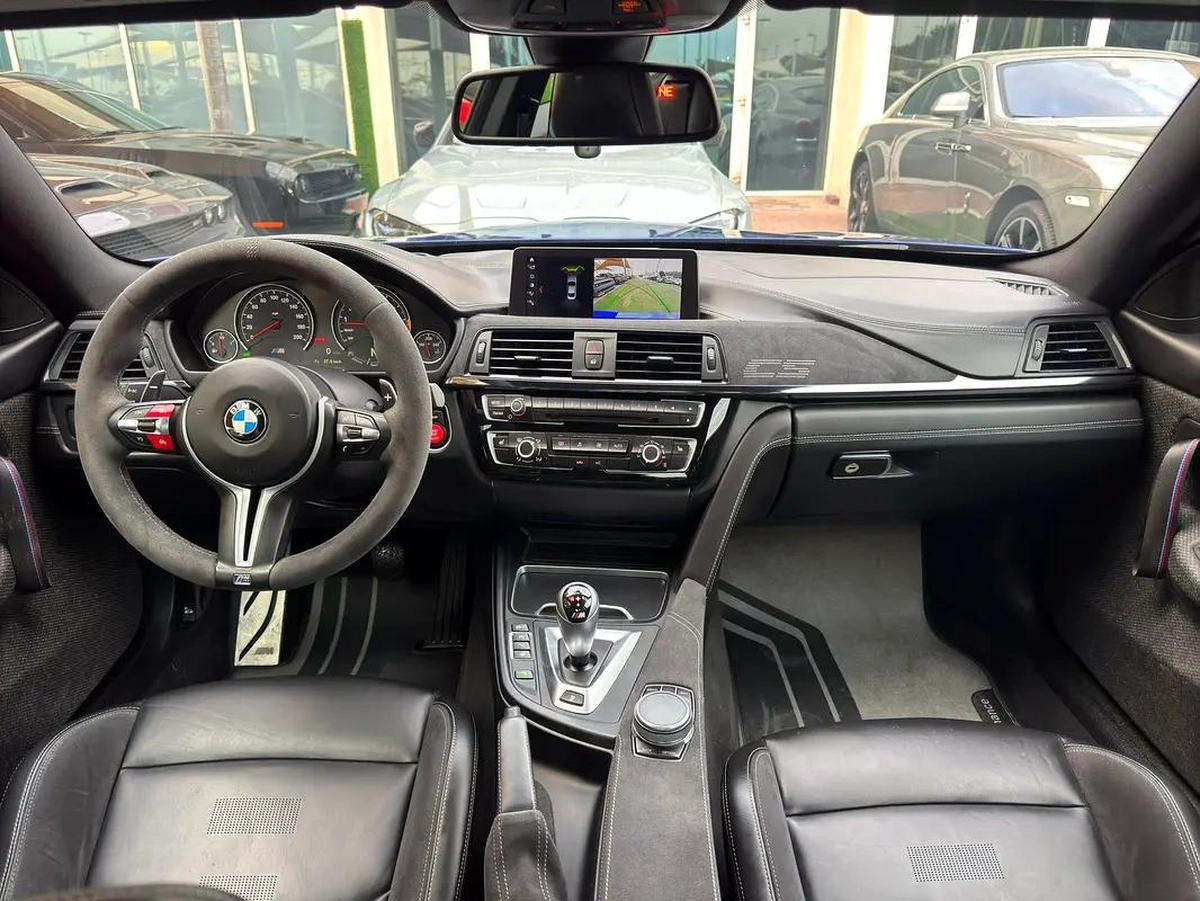 BMW M4 Cs Coupe 2020 perfect condition Full option Full carbon fiber-7-7