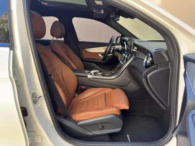 Gulf Specs 2017 MERCEDES GLC43 AMG 4Matic Bi-Turbo 3.0Litre V6-14