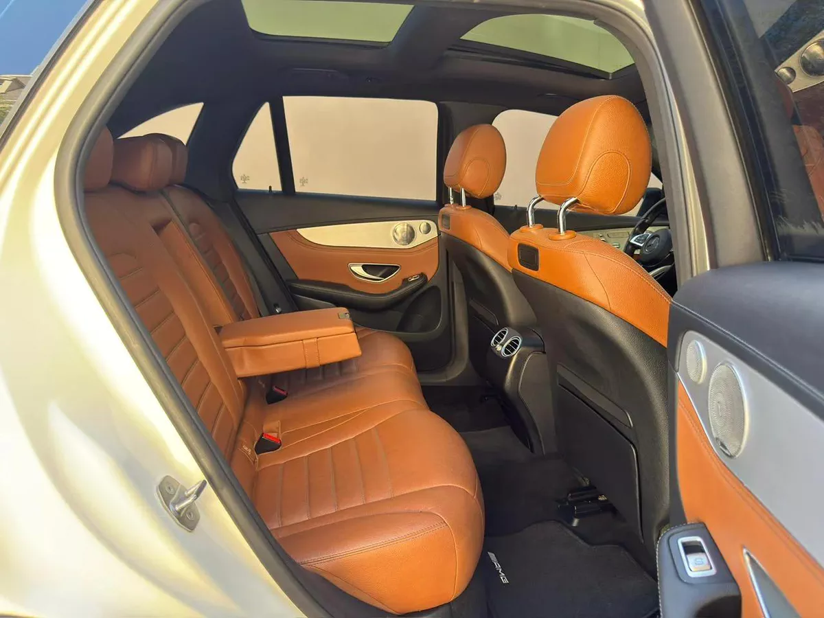 Gulf Specs 2017 MERCEDES GLC43 AMG 4Matic Bi-Turbo 3.0Litre V6-10-10
