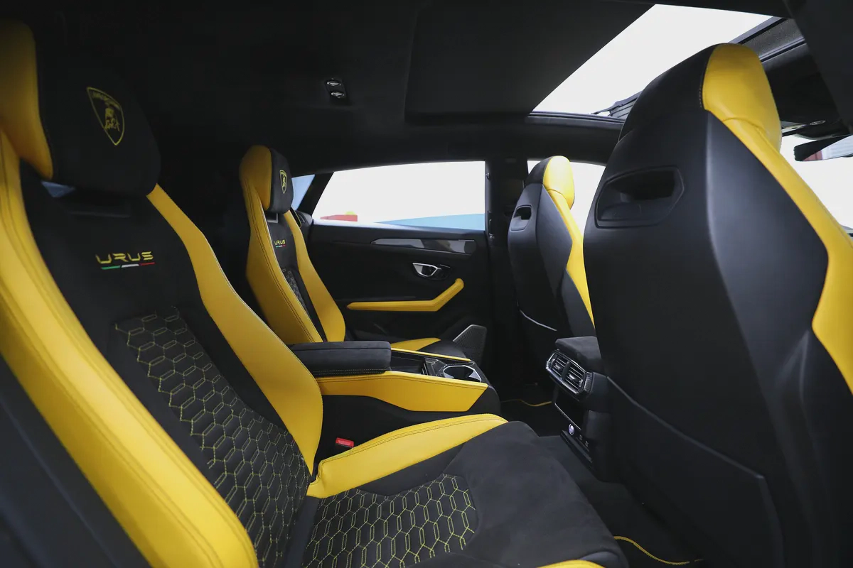 Lamborghini Urus-7-7