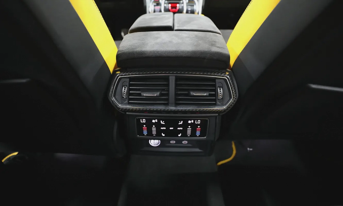 Lamborghini Urus-13-13