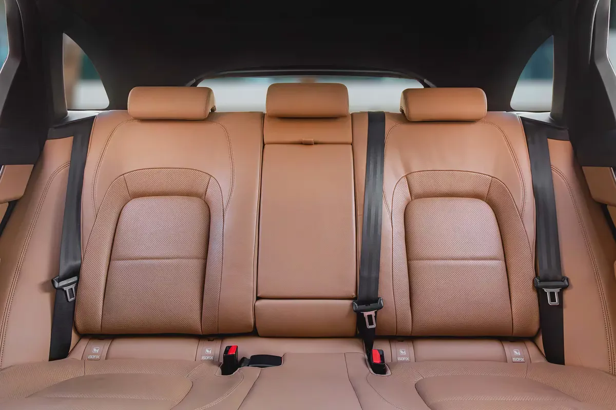 2,253 P.M |  F-Pace S | 0% Downpayment | Perfect Condition!-11-11