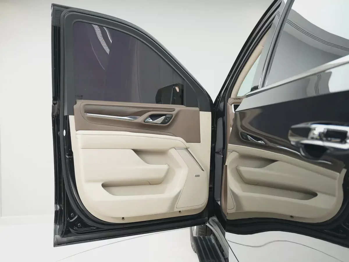 2021 GMC Yukon Denali | GCC Specs | | 4WD | Full Size SUV-9-9