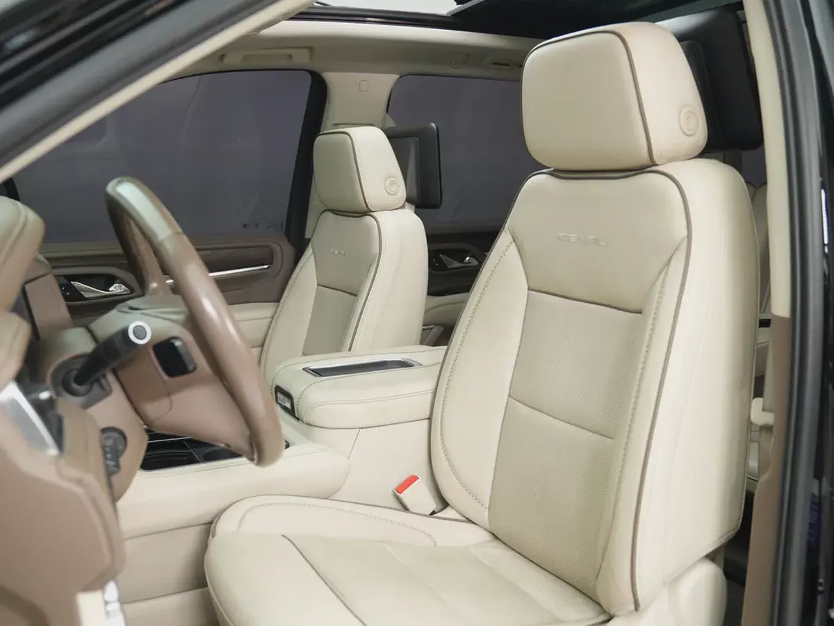 2021 GMC Yukon Denali | GCC Specs | | 4WD | Full Size SUV-8-8