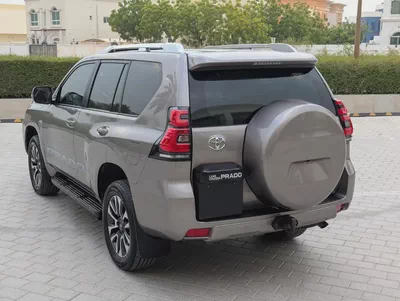 Toyota Prado 2022 TXL GCC Specs V6 4.0L Excellent Condition-3