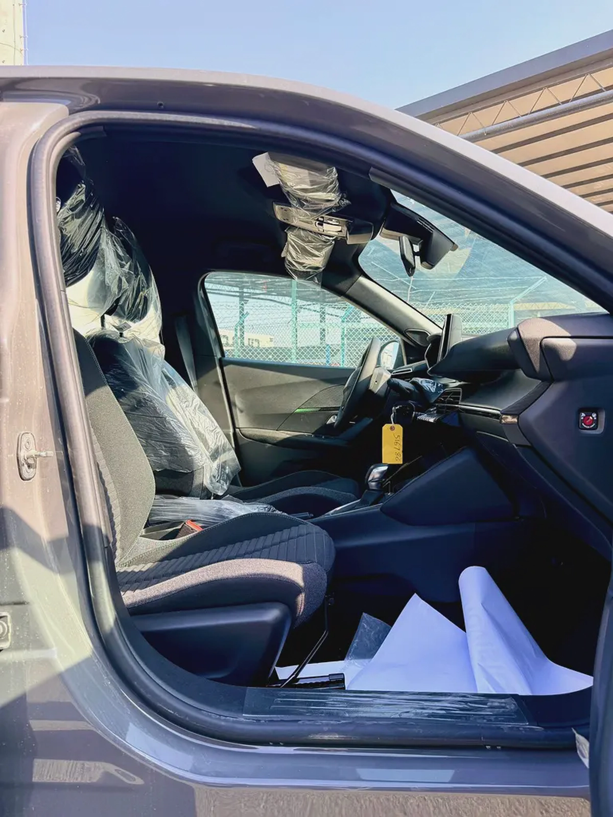 Peugeot 2008 1.2L Turbo GCC 2025 Brand New-10-10