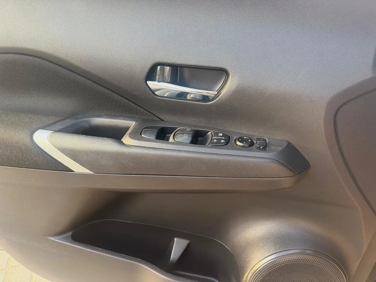 Nissan Kicks SV 2024 (USA-3-3