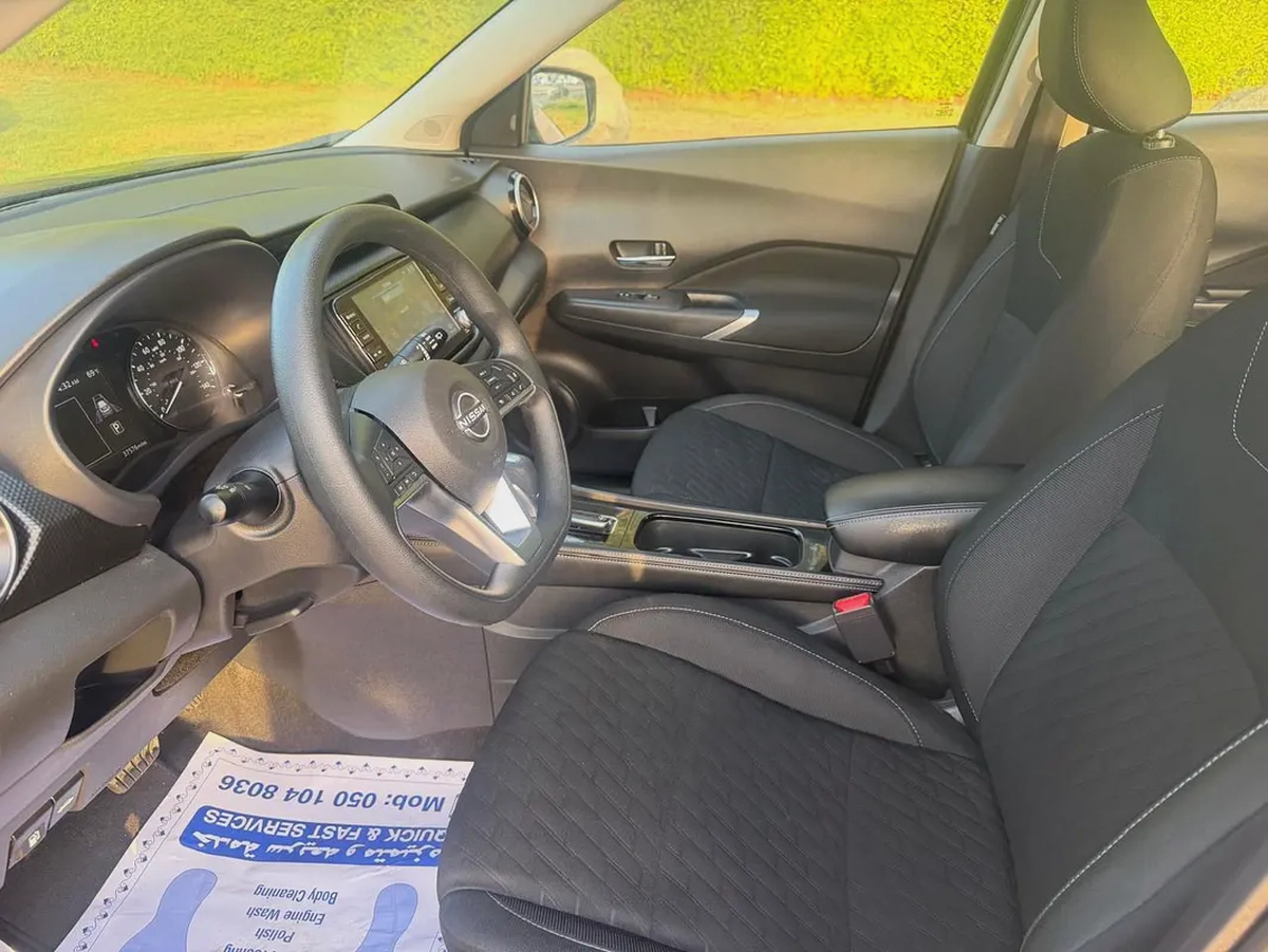 Nissan Kicks SV 2024 (USA-7-7
