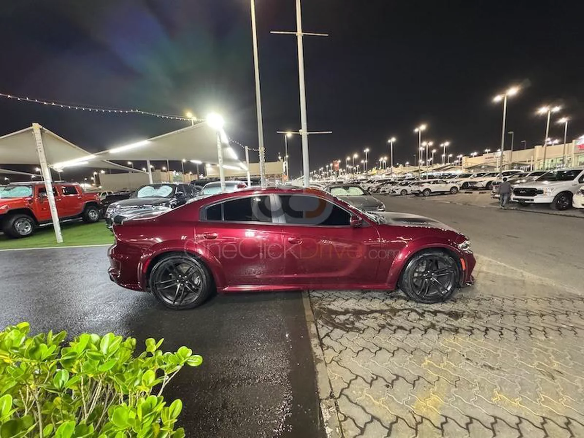 Buy Dodge Charger SRT8 2019 in Sharjah-2-2