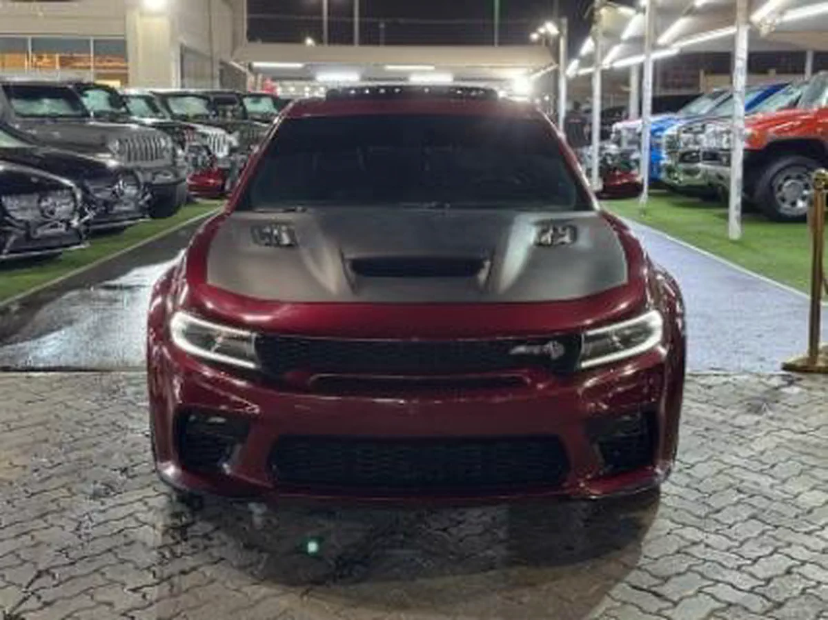 Buy Dodge Charger SRT8 2019 in Sharjah-1-1
