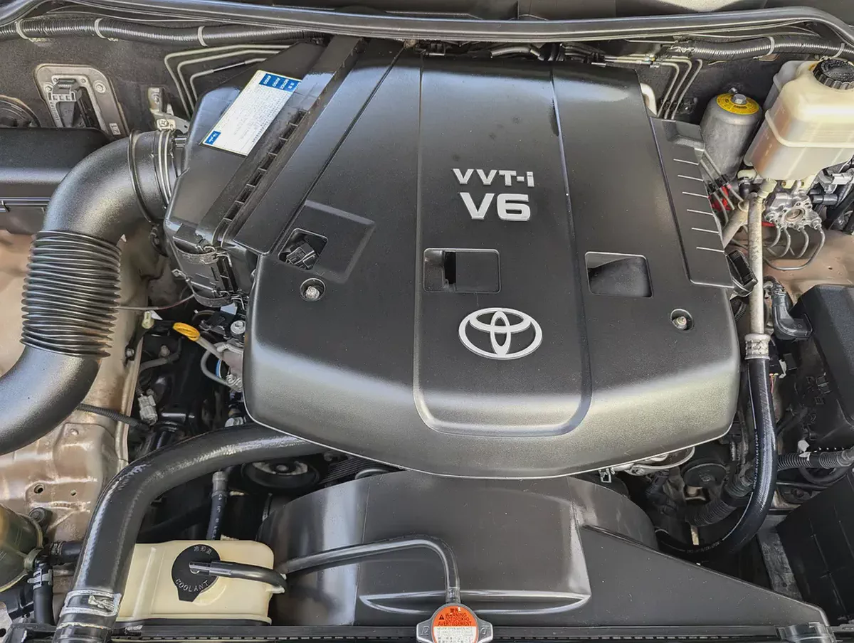 Toyota Land Cruiser 2011 GCC Facelifted To 2025 Premium Condition Daily Use Car Perfect For Family-14-14